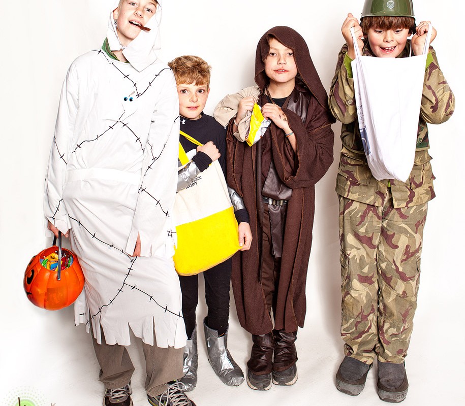 Happy Halloween! – {2011 Missoula Trick-or-Treater Portraits}