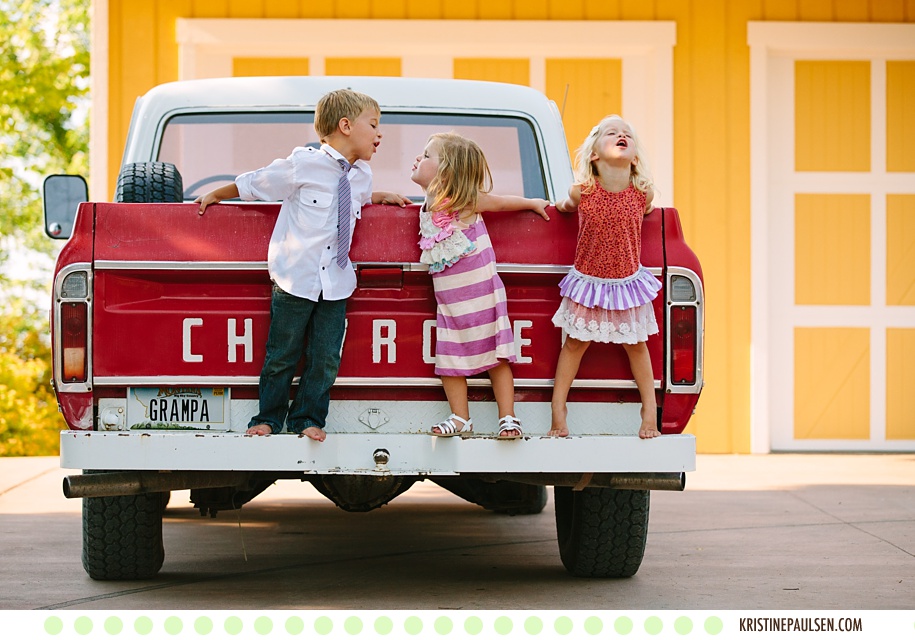Life is Just a Bowl of Cherries :: The House Family’s Flathead Lake Lifestyle Family Portraits
