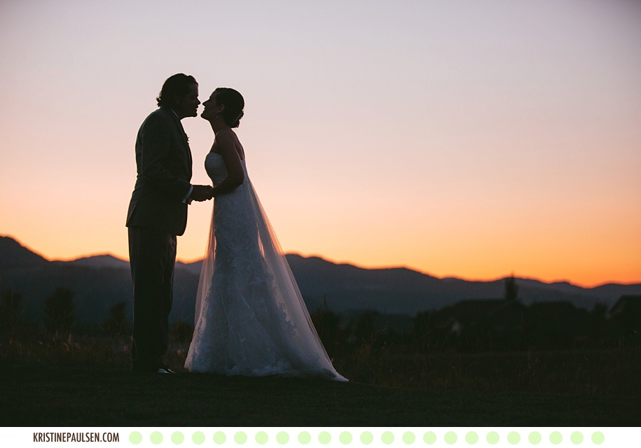Big Sky Sunsets and Smiles :: {Gretchen and Shawn’s Missoula Ranch Club Wedding}