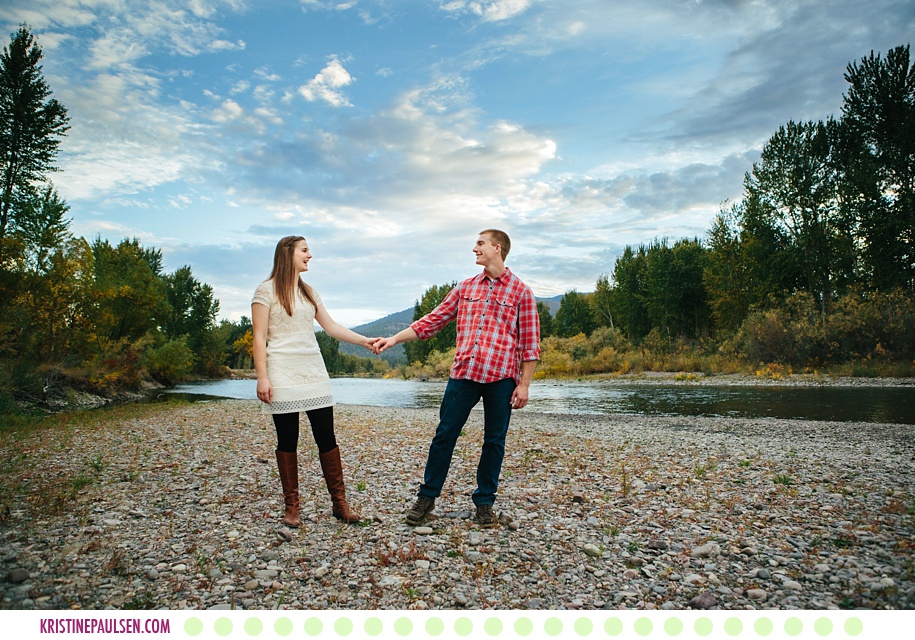 Bailey + Andrew :: Missoula Autumn Engagement Photos