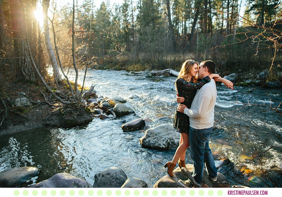 Amber + Woody :: Missoula Montana Fall Engagement Pictures