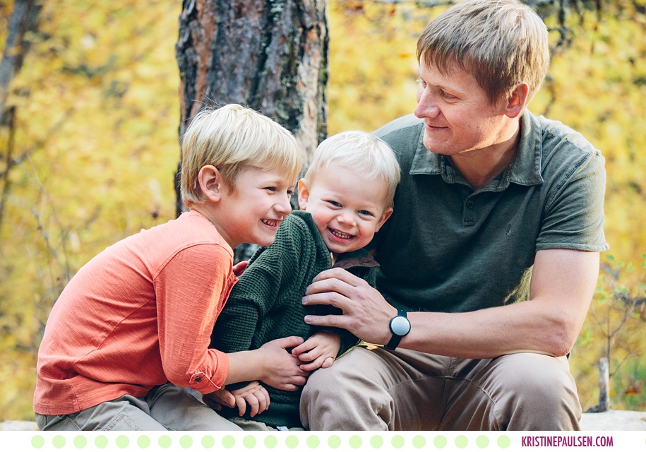 Keegan, Anze, Mikko, Kristi & Skylar :: Missoula Fall Family Photos