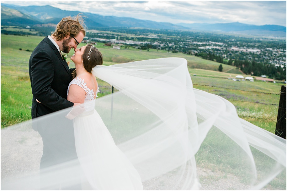 Christine + Alex :: Summertime Gibson Mansion Wedding