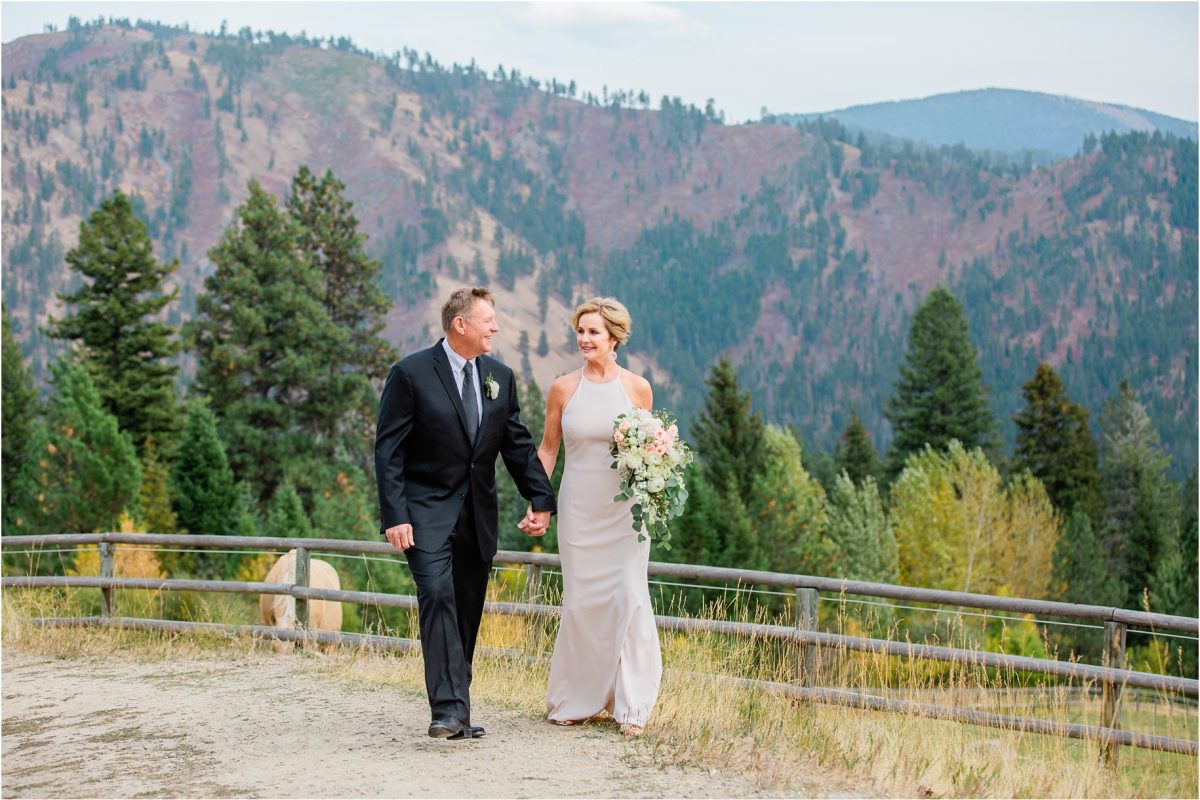 Lisa + Doug :: Small Wedding at Triple Creek Ranch
